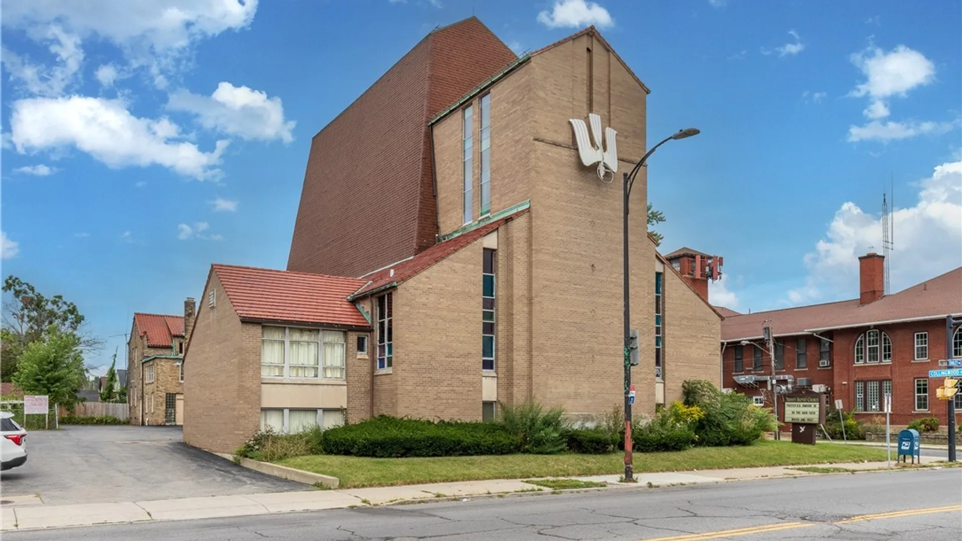 Property at 2926 Bailey Avenue, Buffalo, NY 14215 8