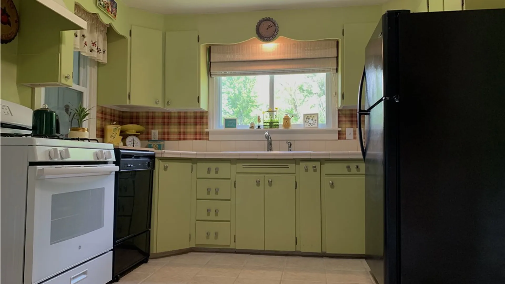 Property at 6680 E Lake Road, Owasco, NY 13021 14