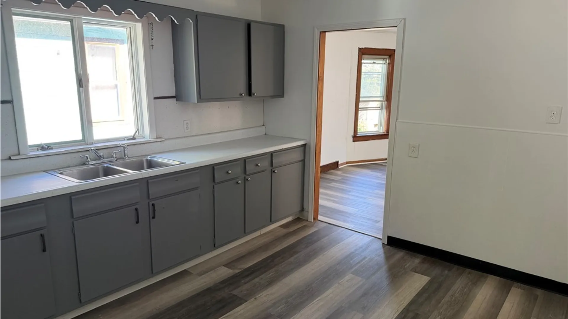 Property at 126 Edson Street, West Seneca, NY 14210 6