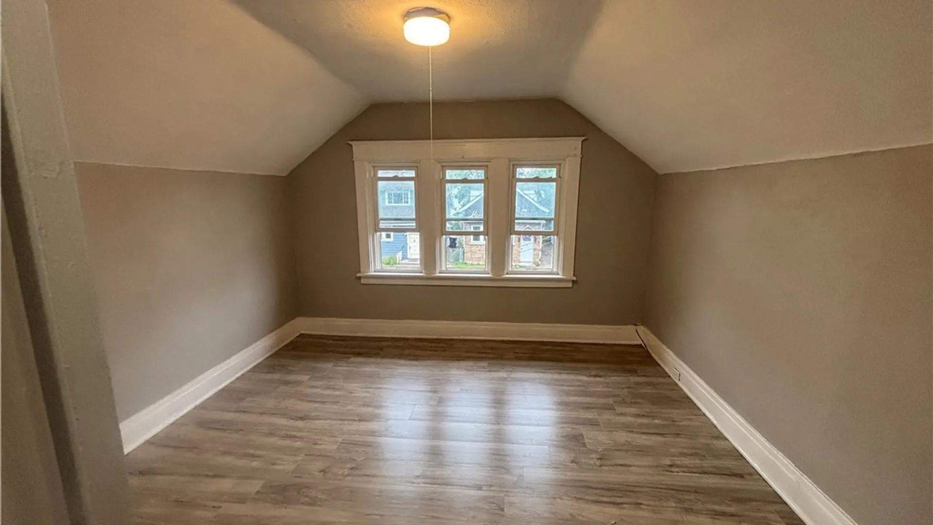 Property at 28 Fisher Street, Buffalo, NY 14211 17