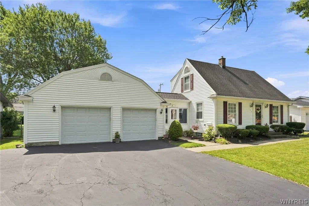 Property at 119 Bannard Avenue, Tonawanda, NY 14150