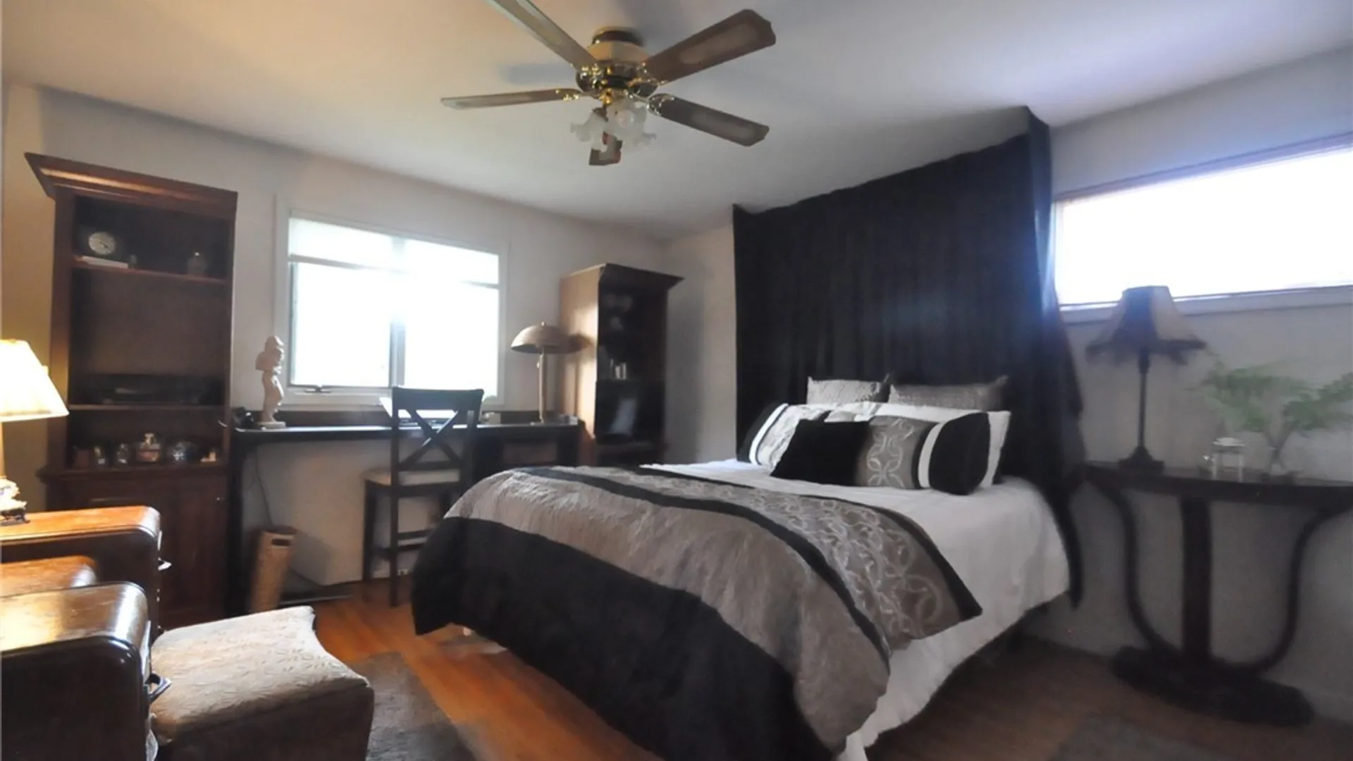 Property at 320 Yorkshire Road, Tonawanda, NY 14150 16