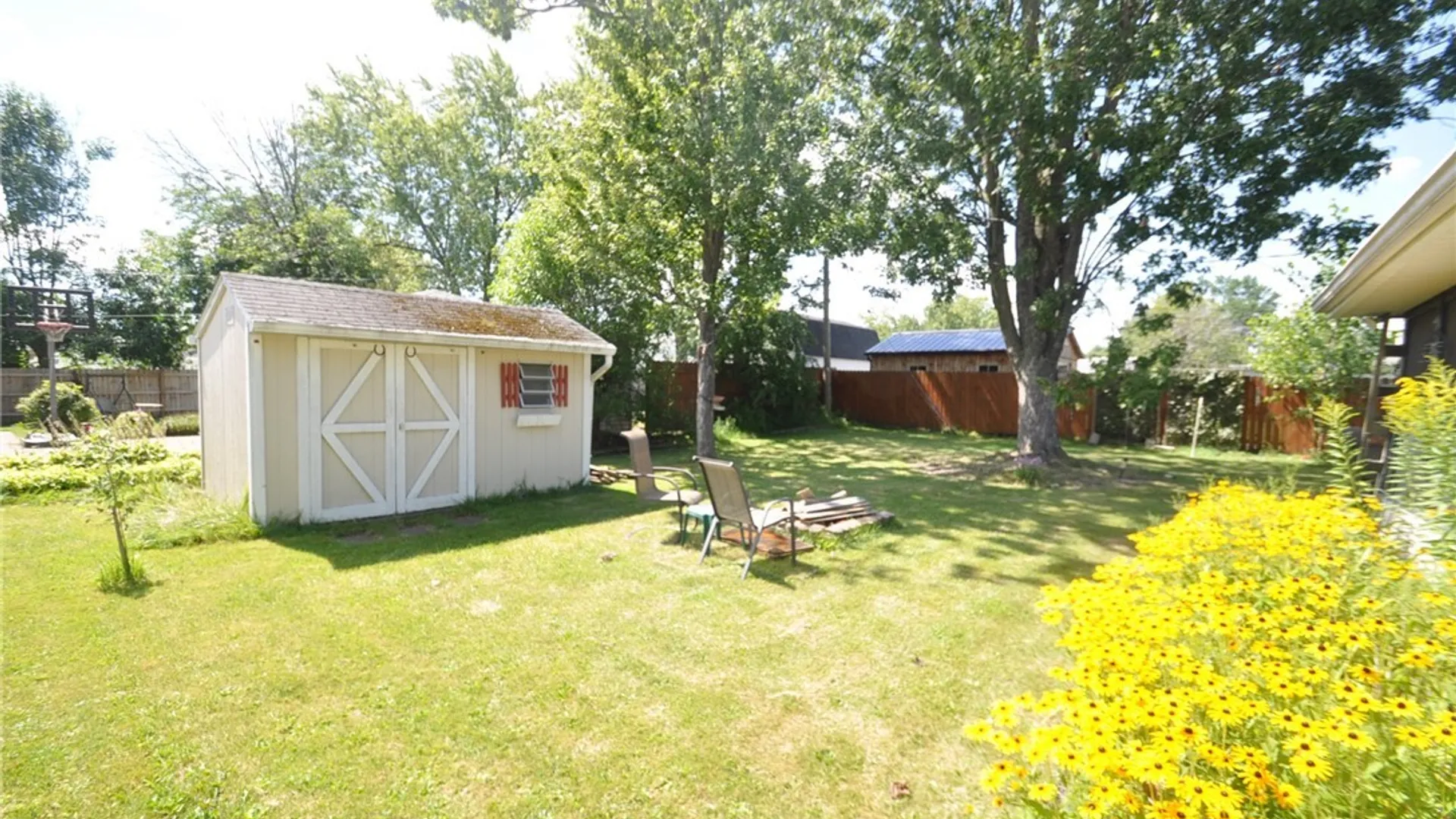 Property at 320 Yorkshire Road, Tonawanda, NY 14150 26