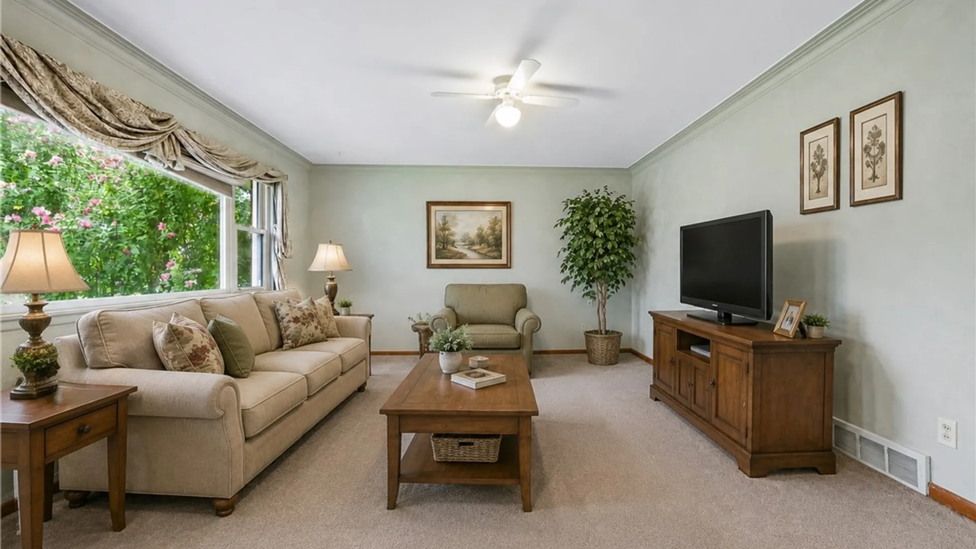 Property at 250 Rehm Road, Cheektowaga, NY 14043 16