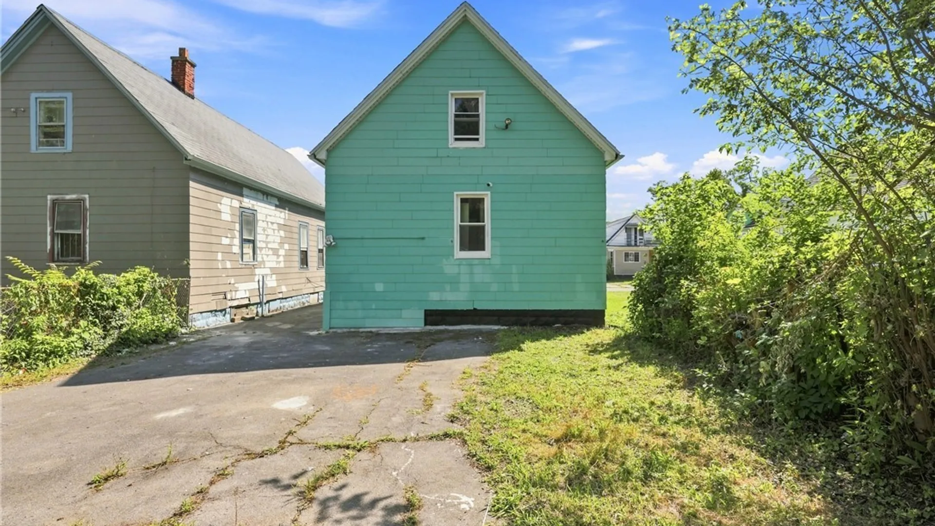 Property at 28 Alma Avenue, Buffalo, NY 14215 16