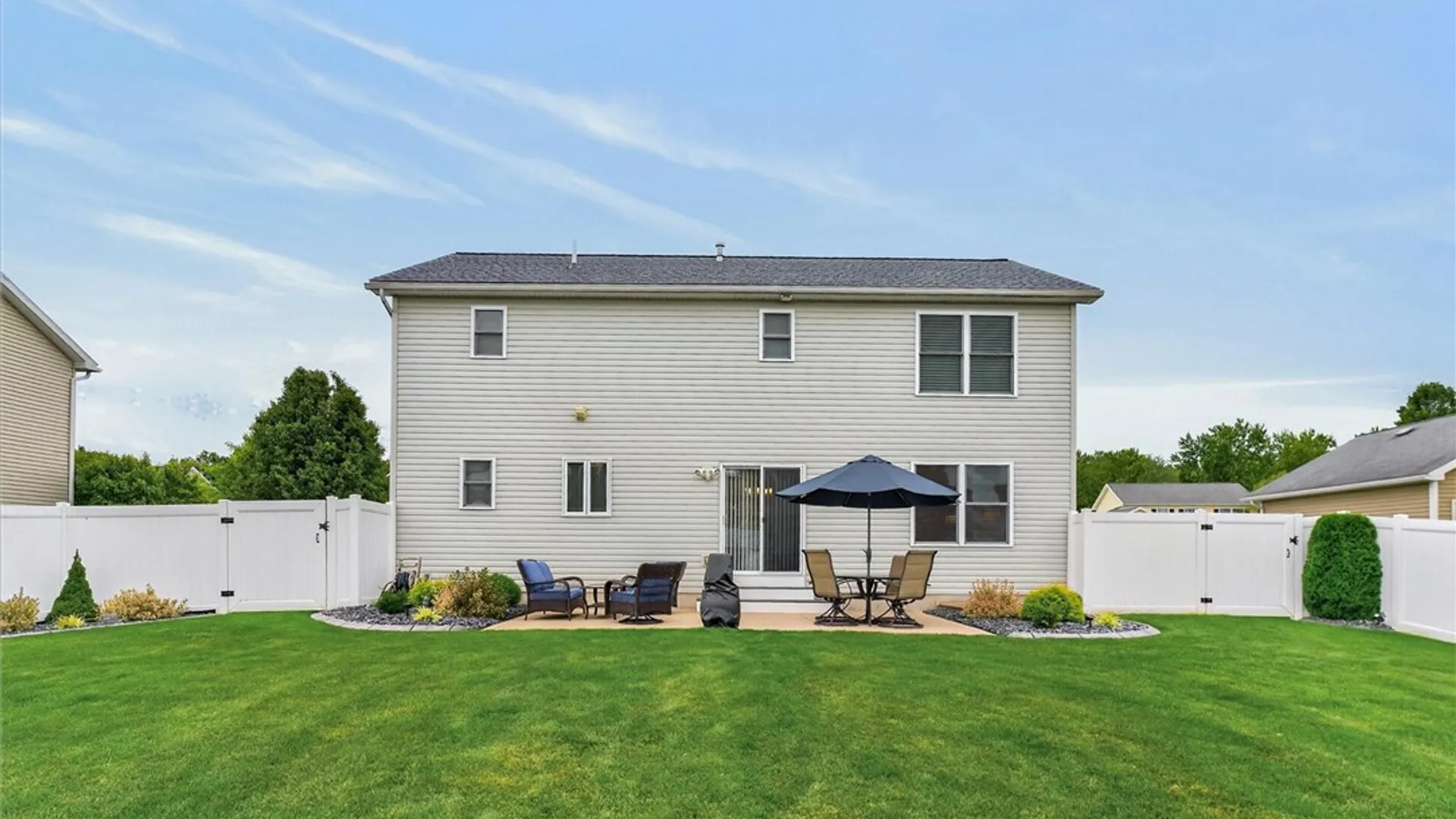 Property at 15 Aston Villa, Chili, NY 14514 8
