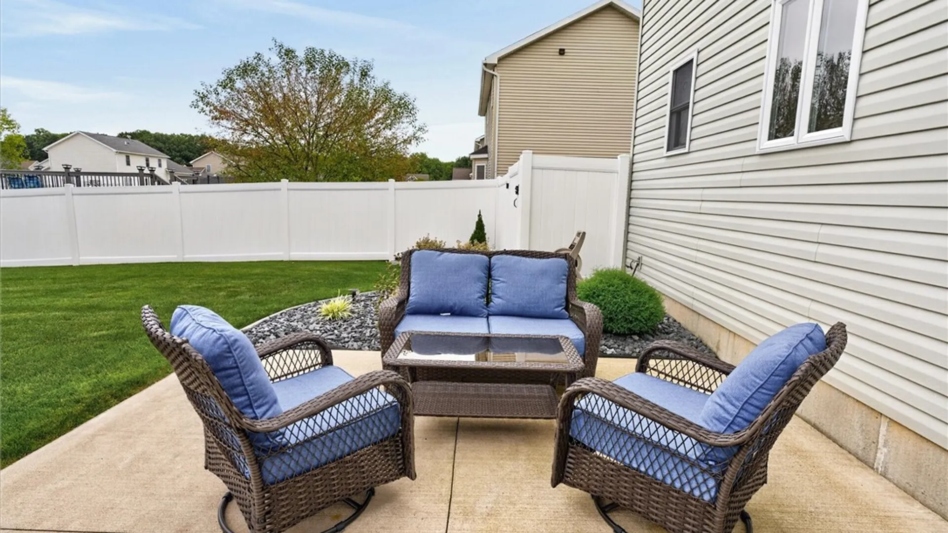 Property at 15 Aston Villa, Chili, NY 14514 15
