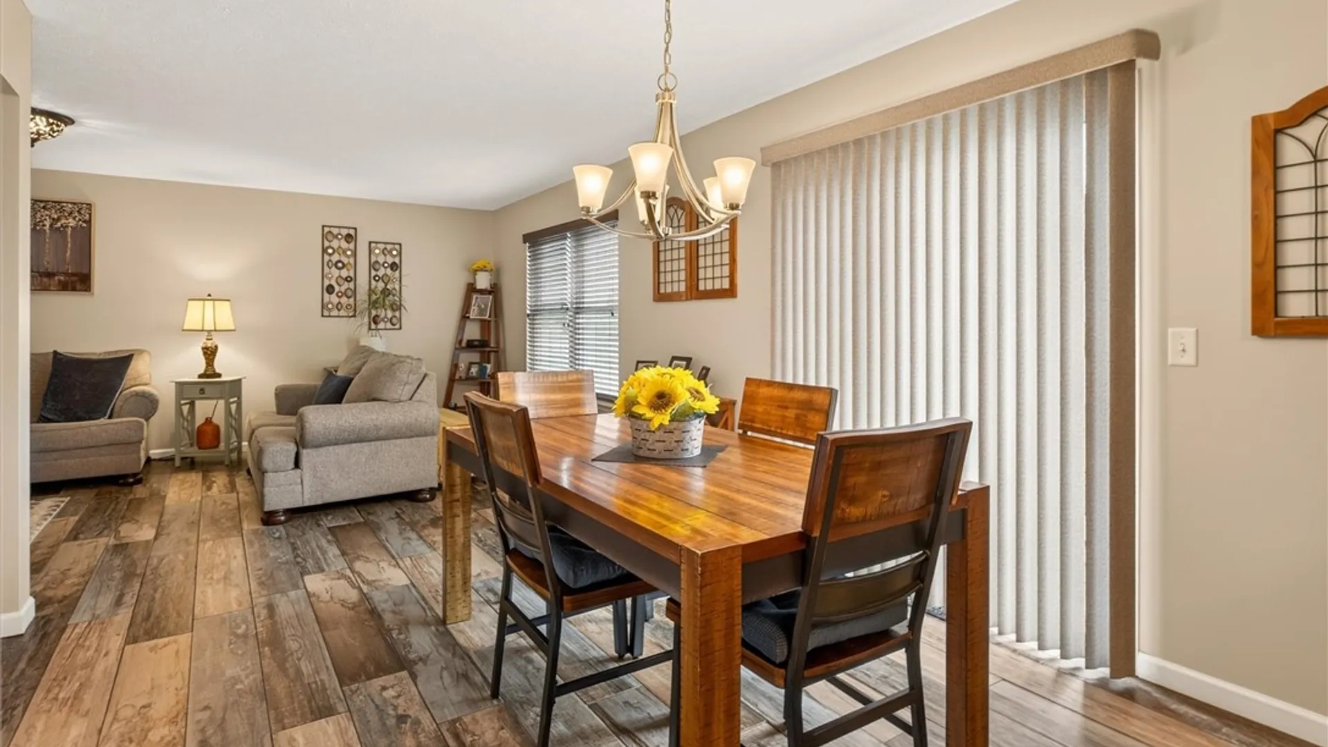 Property at 15 Aston Villa, Chili, NY 14514 28