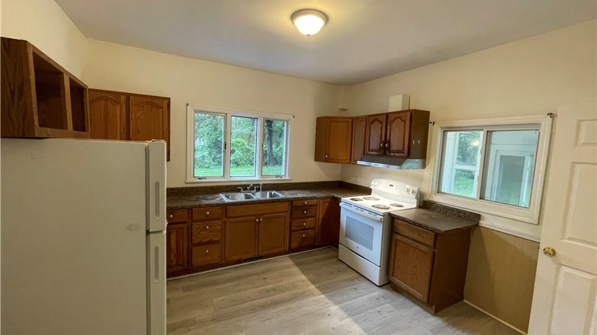 Property at 279 Ravine Avenue, Rochester, NY 14613 5