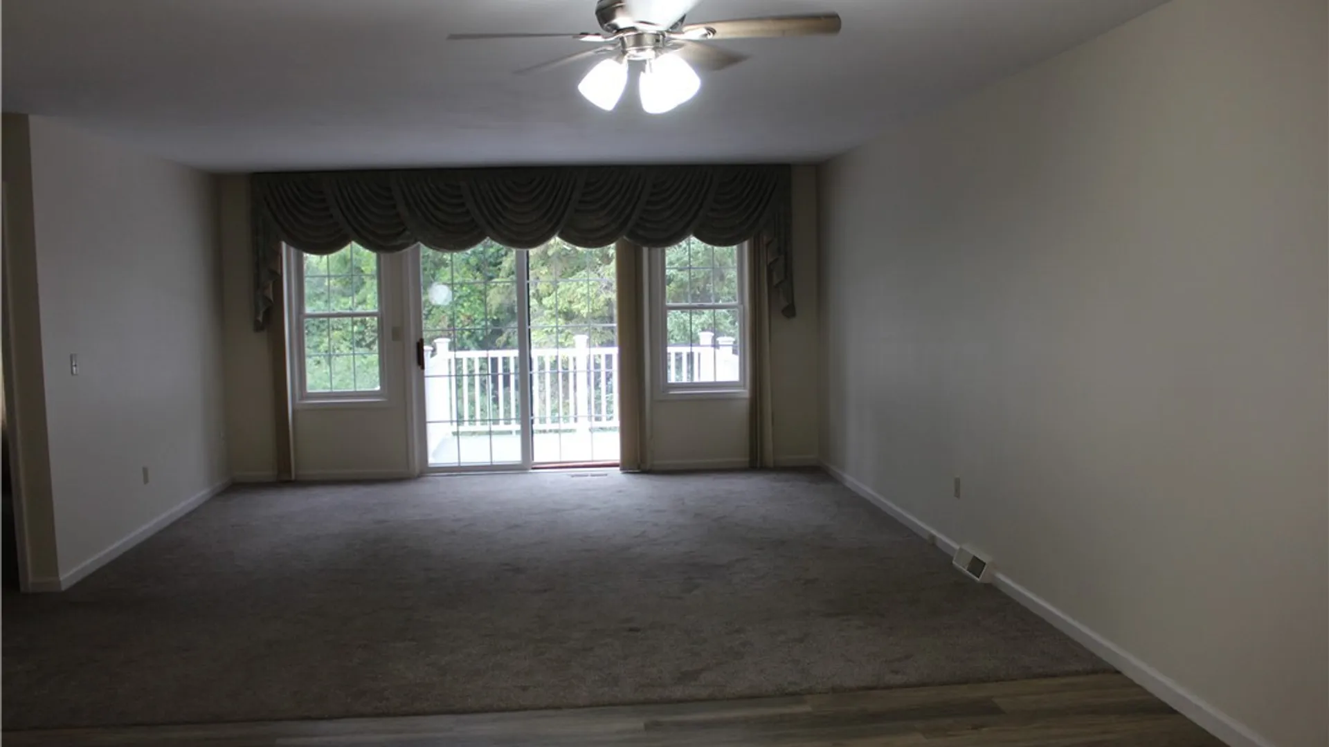 Property at 210 Springmoor Drive, Salina, NY 13088 5