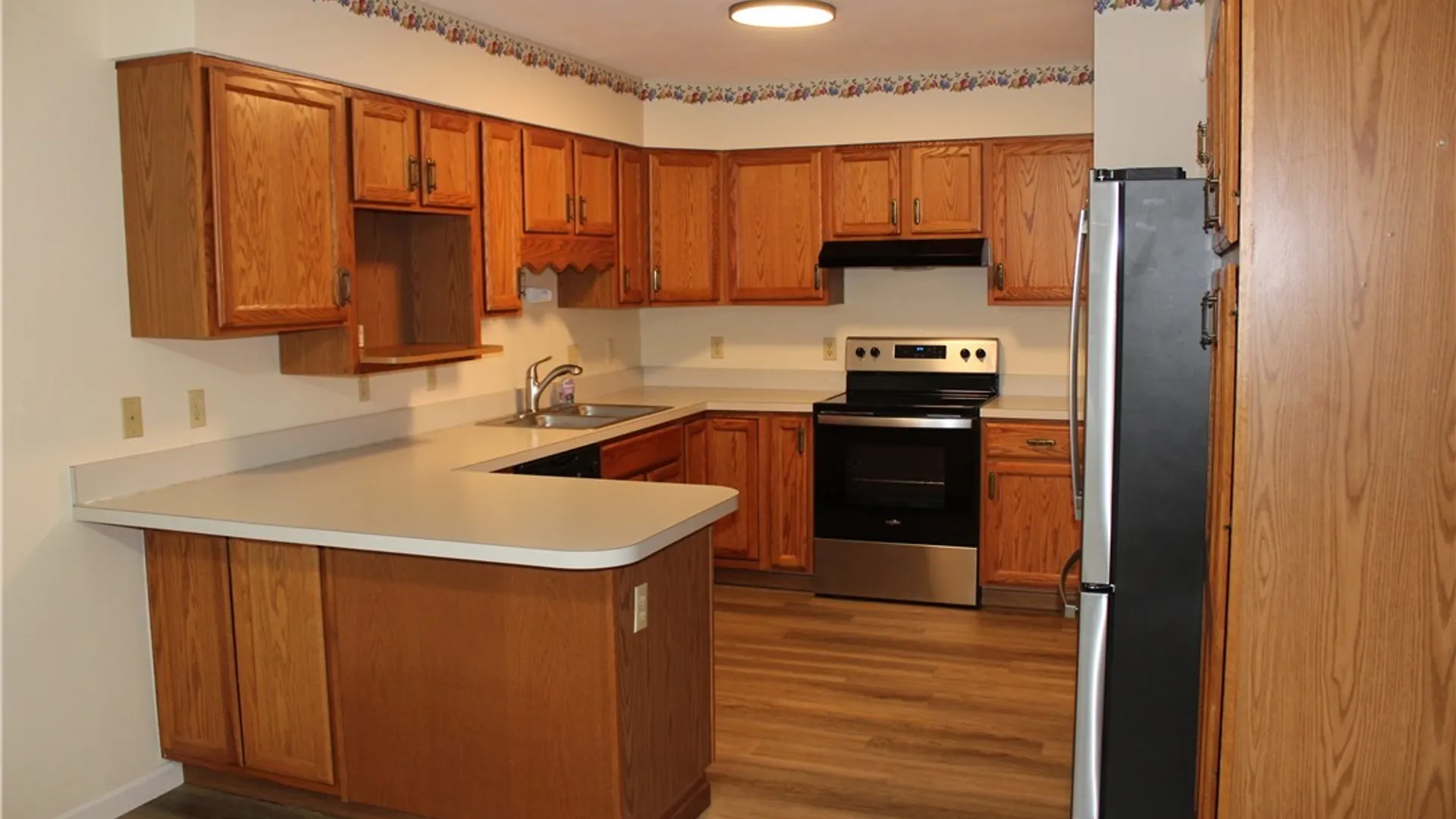 Property at 210 Springmoor Drive, Salina, NY 13088 9