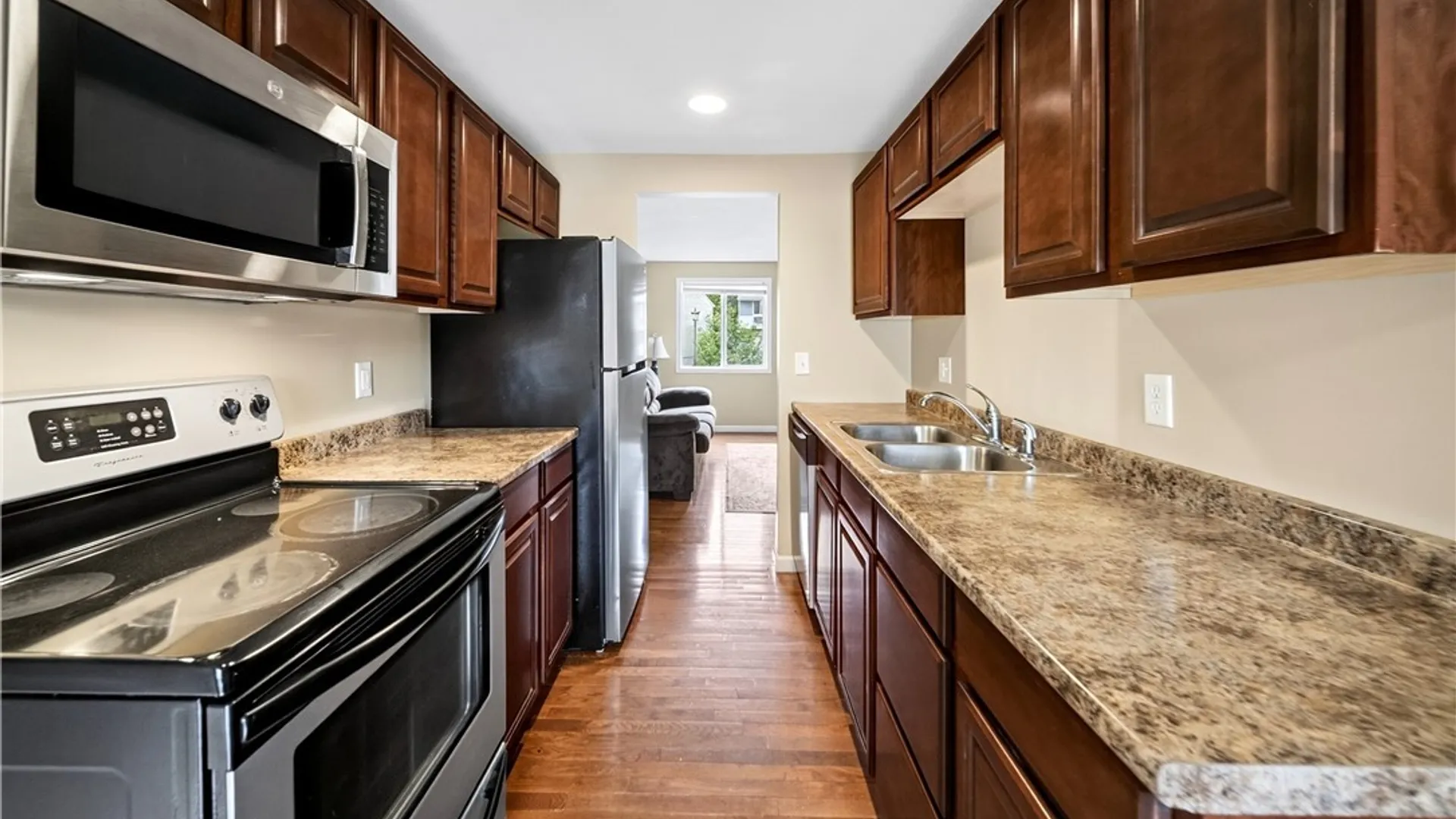 Property at 205-274 Robert Dr, Syracuse, NY 13210 25