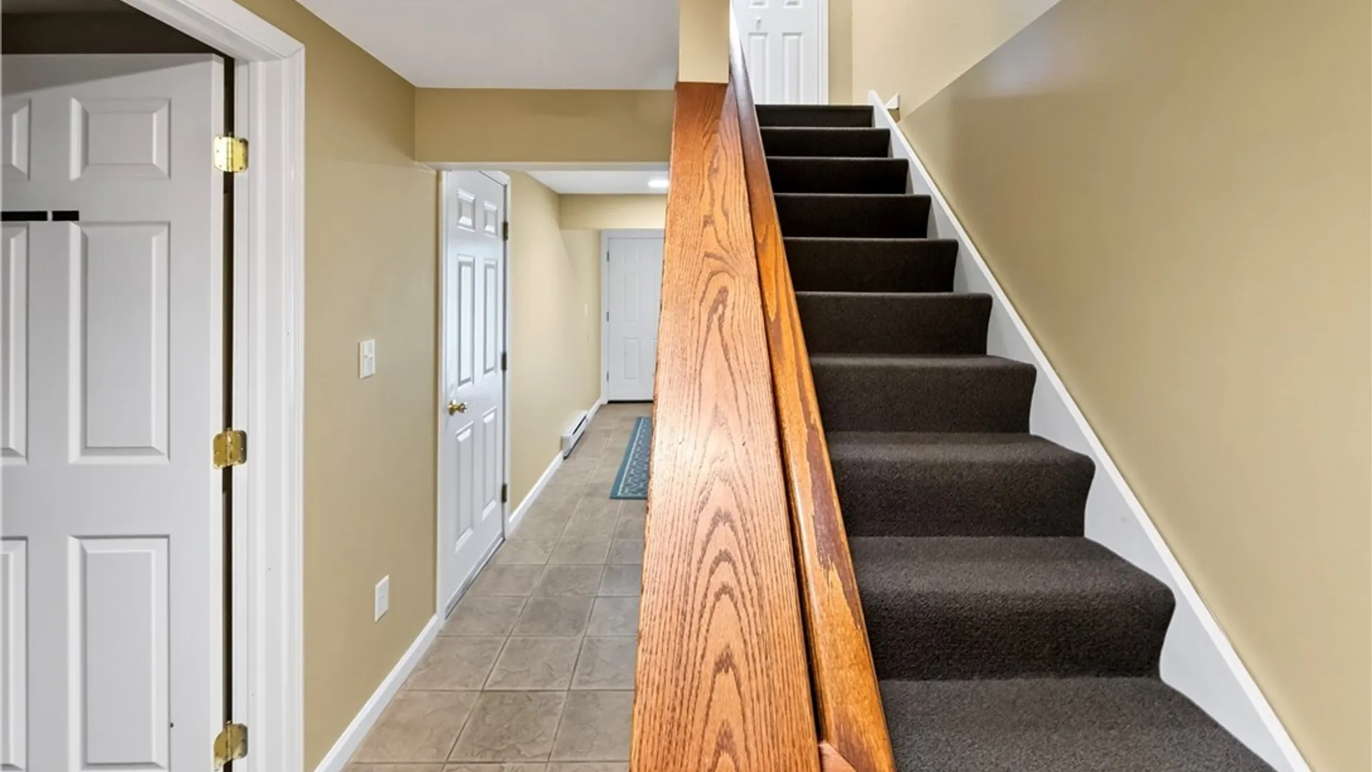 Property at 205-274 Robert Dr, Syracuse, NY 13210 12