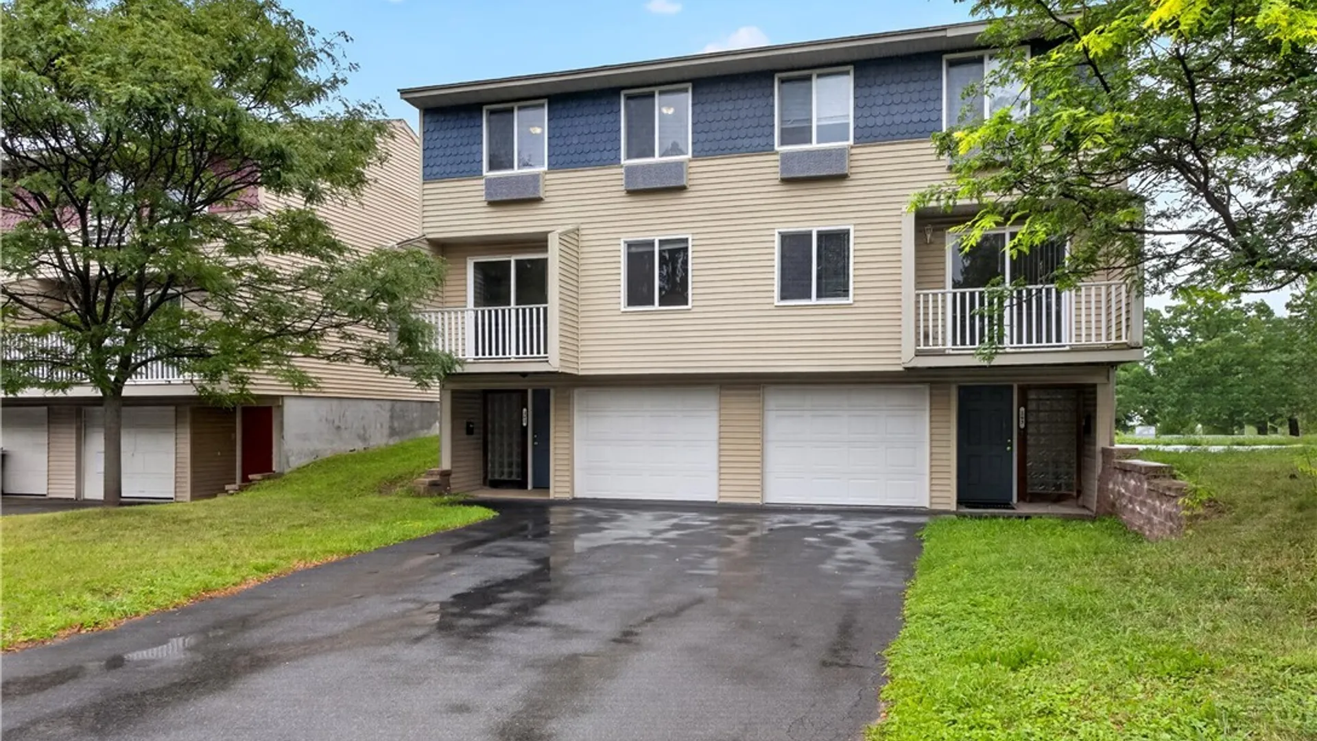 Property at 205-274 Robert Dr, Syracuse, NY 13210 8