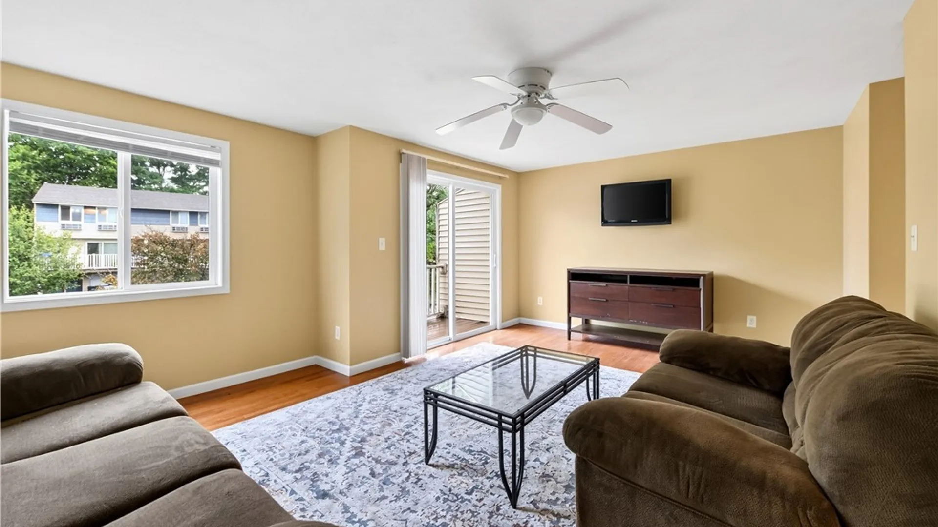 Property at 205-274 Robert Dr, Syracuse, NY 13210 17