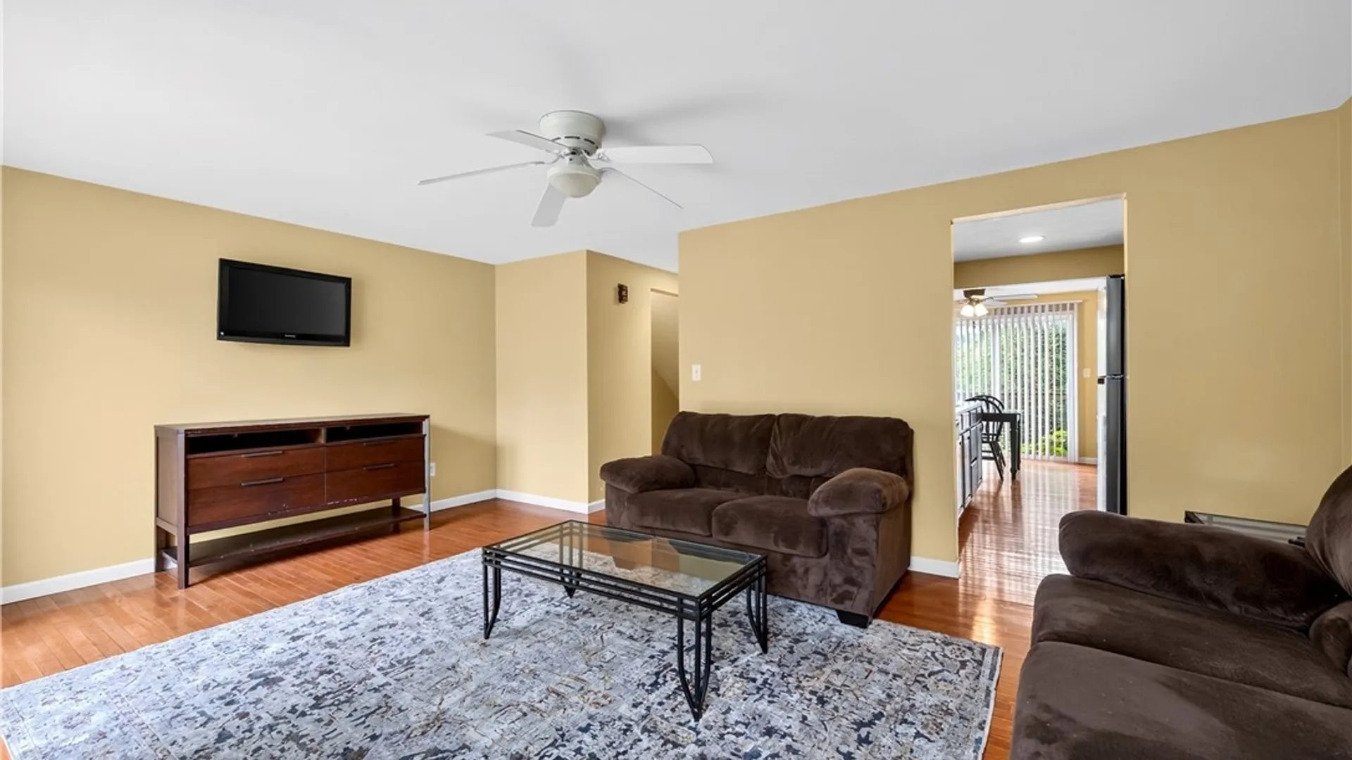Property at 205-274 Robert Dr, Syracuse, NY 13210 18