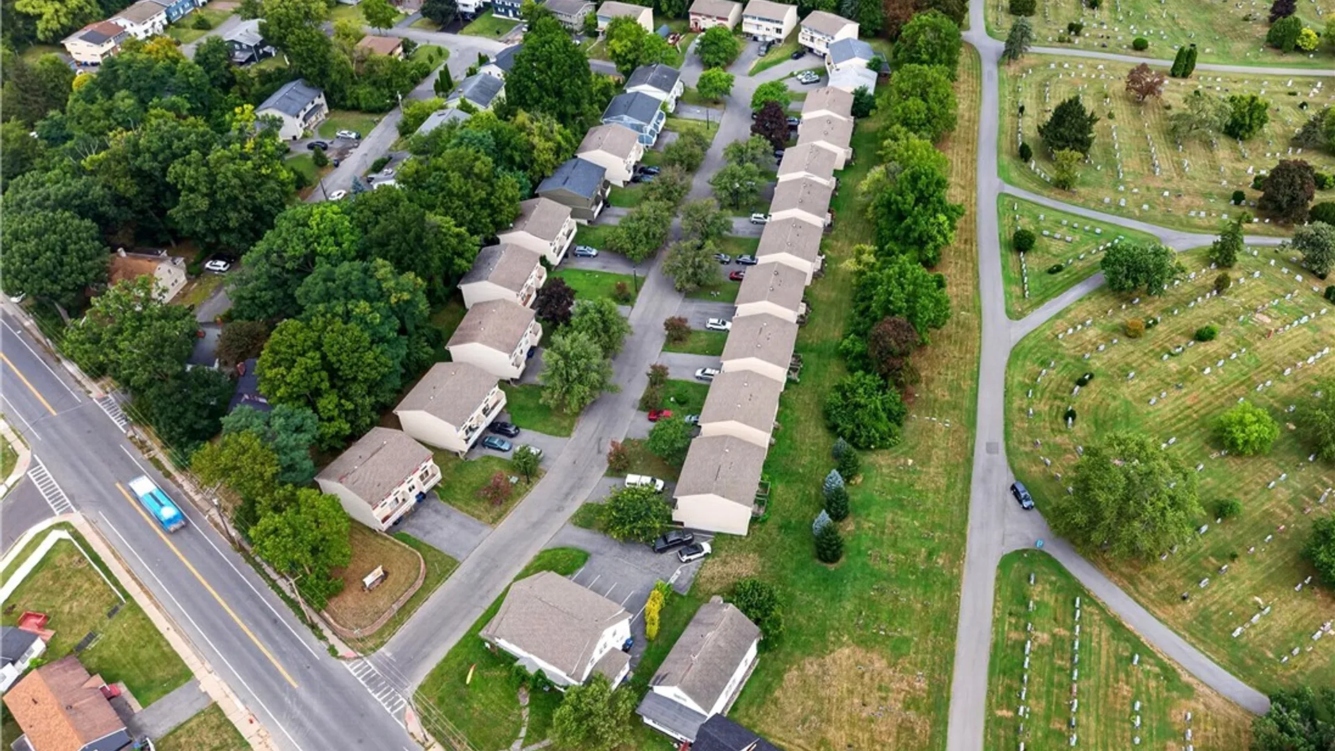 Property at 205-274 Robert Dr, Syracuse, NY 13210 42