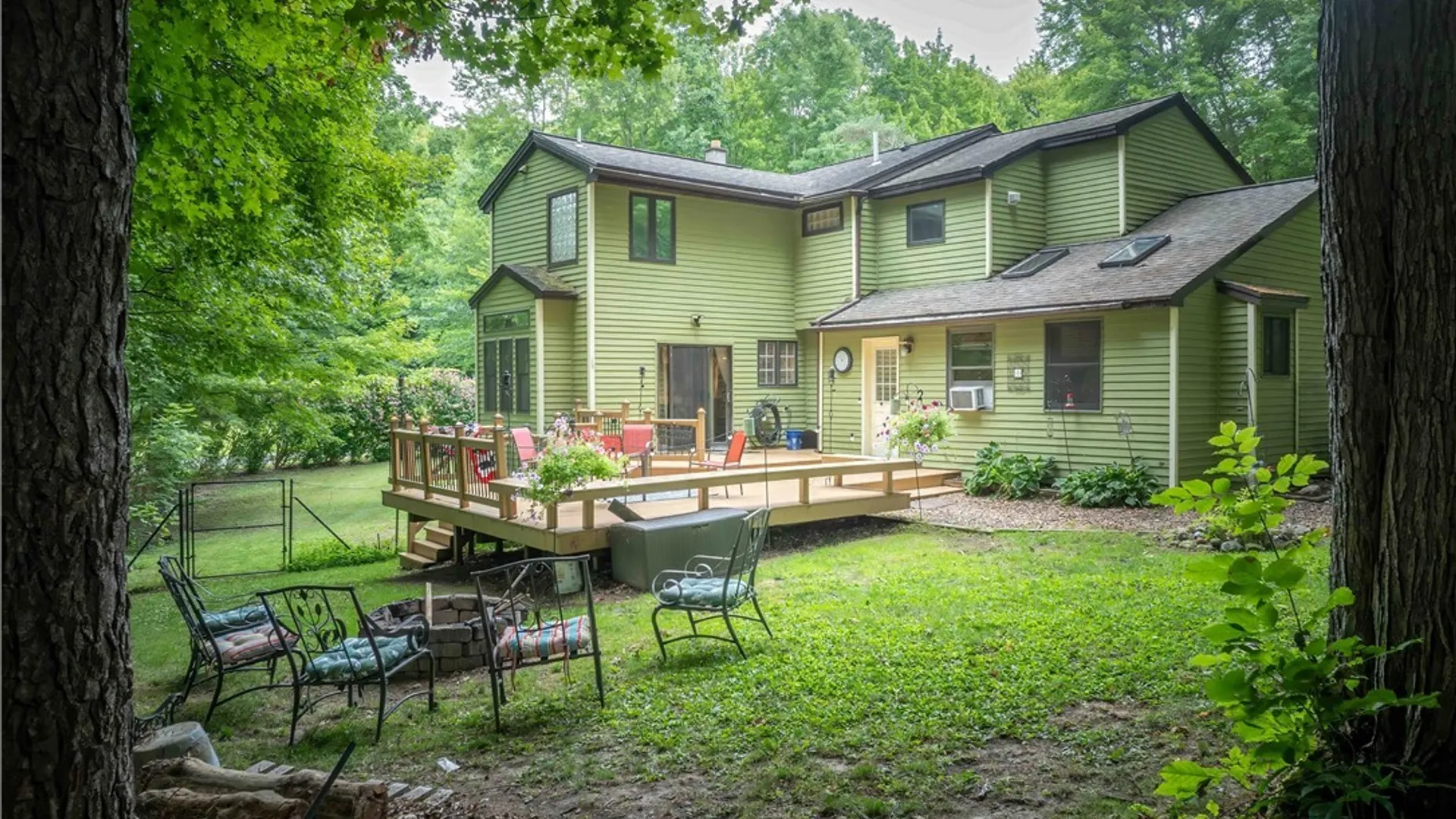 Property at 49 Cricket Lane, Volney, NY 13069 4