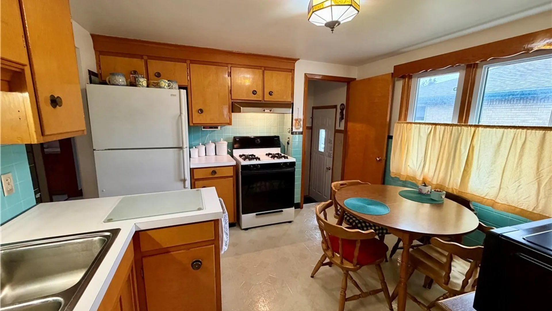 Property at 147 Maplegrove Ave, Tonawanda, NY 14150 12
