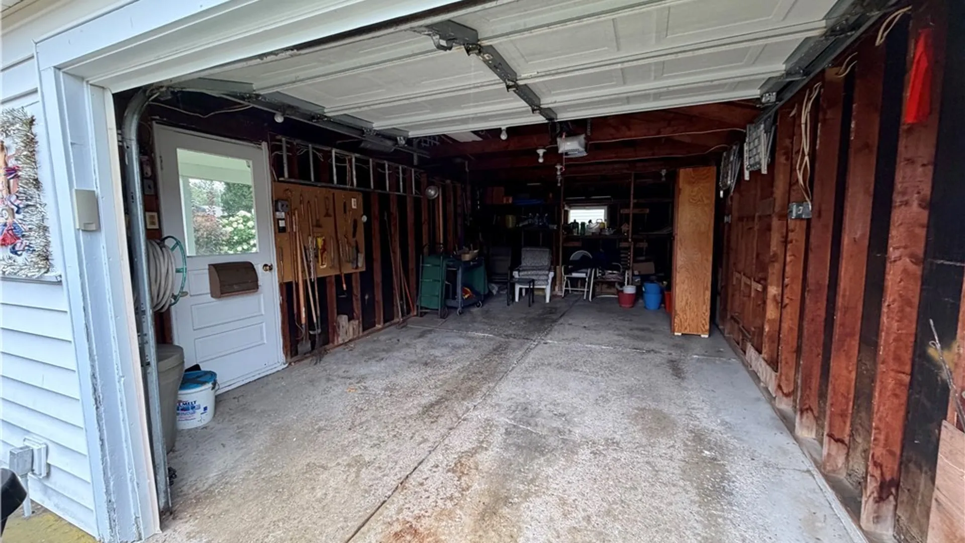 Property at 147 Maplegrove Ave, Tonawanda, NY 14150 36