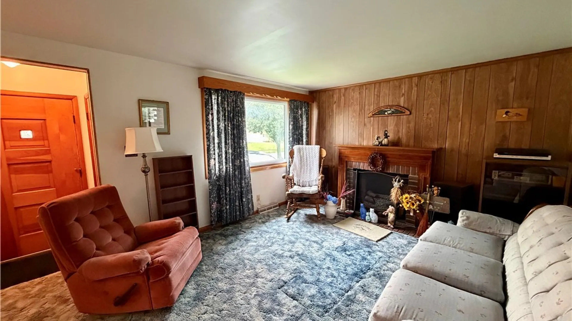 Property at 147 Maplegrove Ave, Tonawanda, NY 14150 4