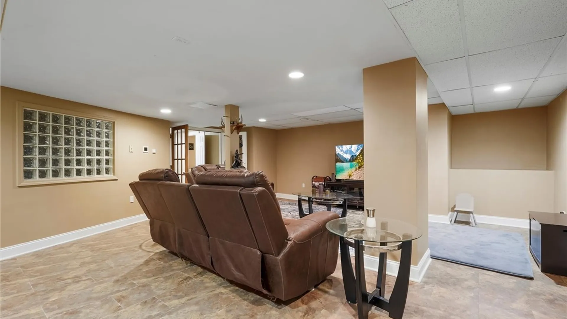Property at 145 Lorian Drive, Salina, NY 13212 40