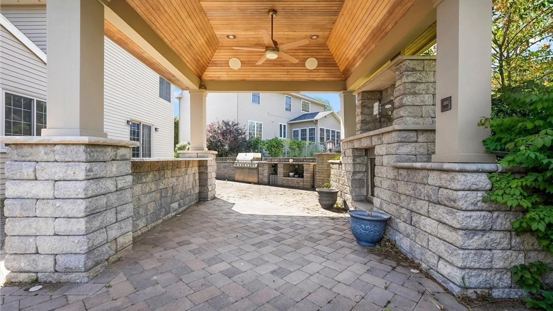 Property at 145 Lorian Drive, Salina, NY 13212 43