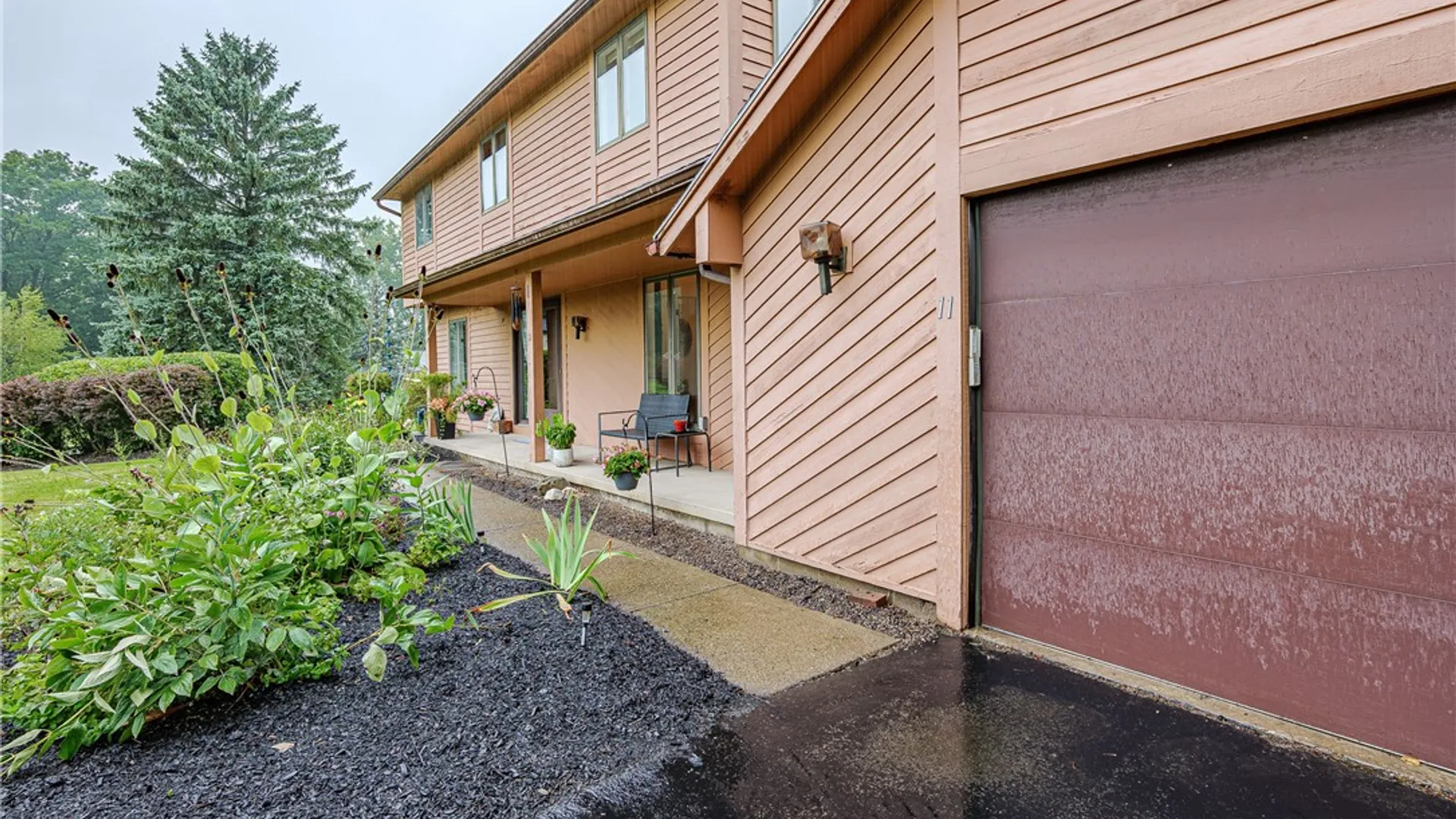 Property at 11 Pine Brook Circle, Penfield, NY 14526 4
