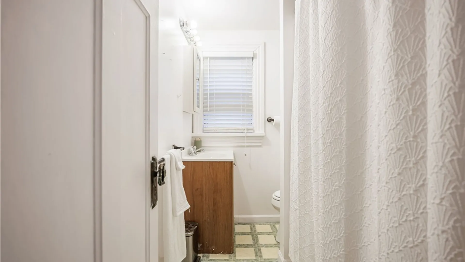 Property at 29 Highland Avenue, Rochester, NY 14620 19