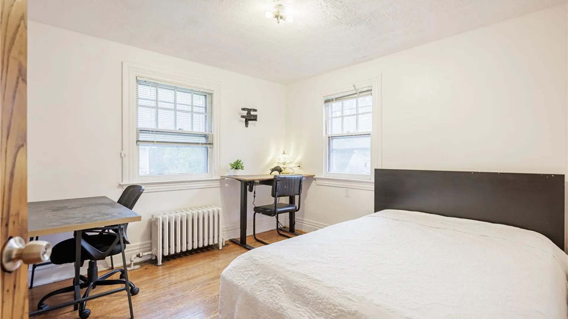 Property at 29 Highland Avenue, Rochester, NY 14620 21