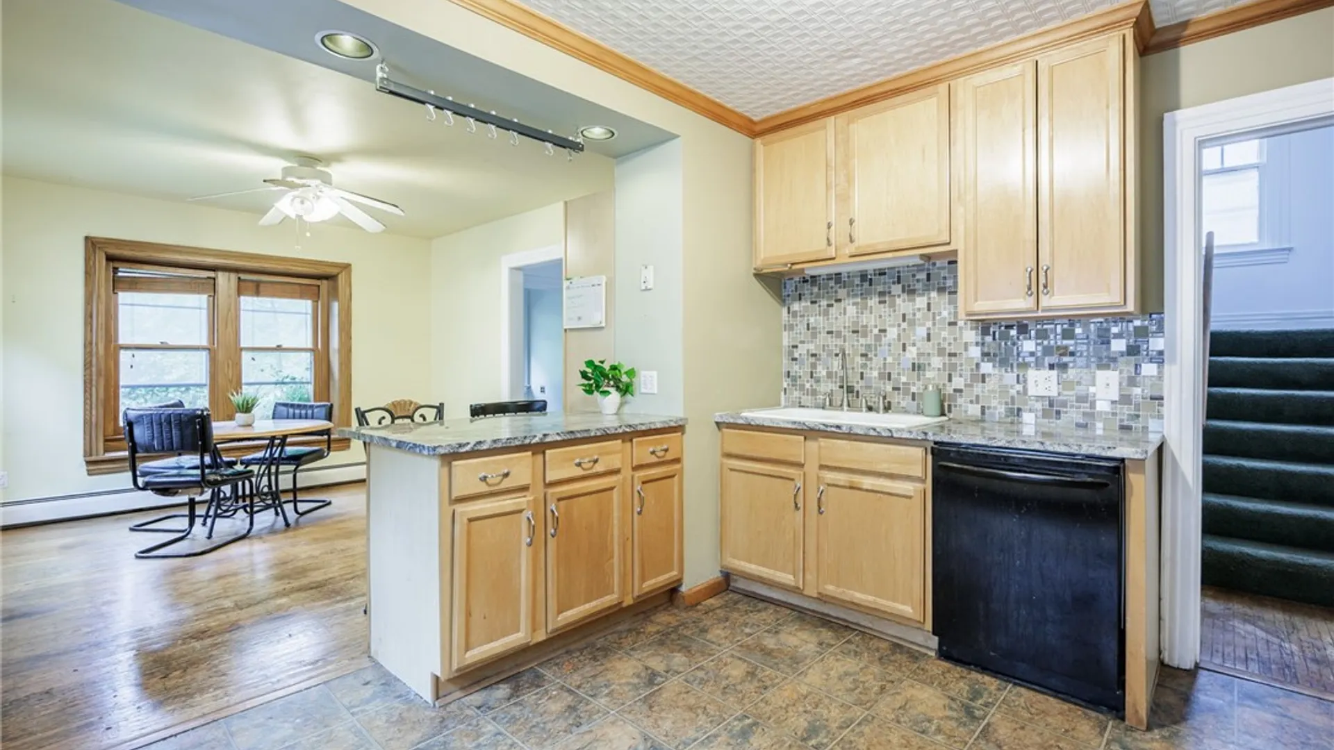 Property at 29 Highland Avenue, Rochester, NY 14620 13