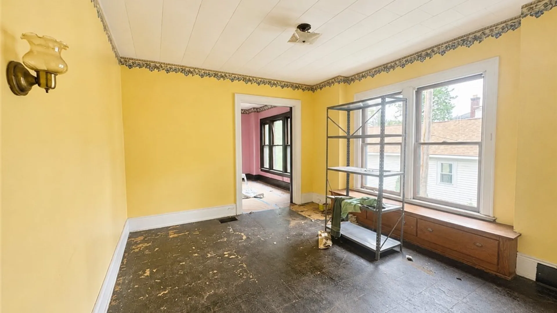 Property at 152 Bird Avenue, Buffalo, NY 14213 9