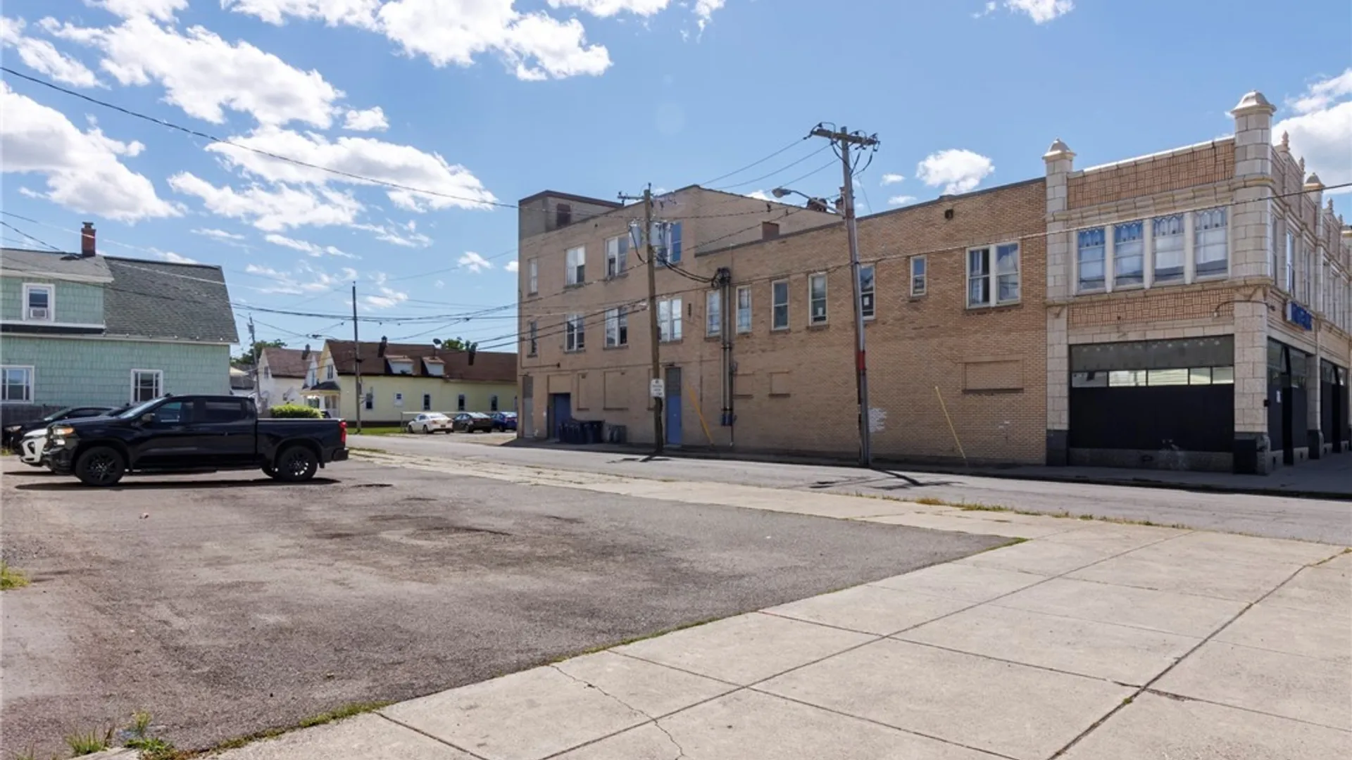 Property at 1131 Broadway, Buffalo, NY 14212 9