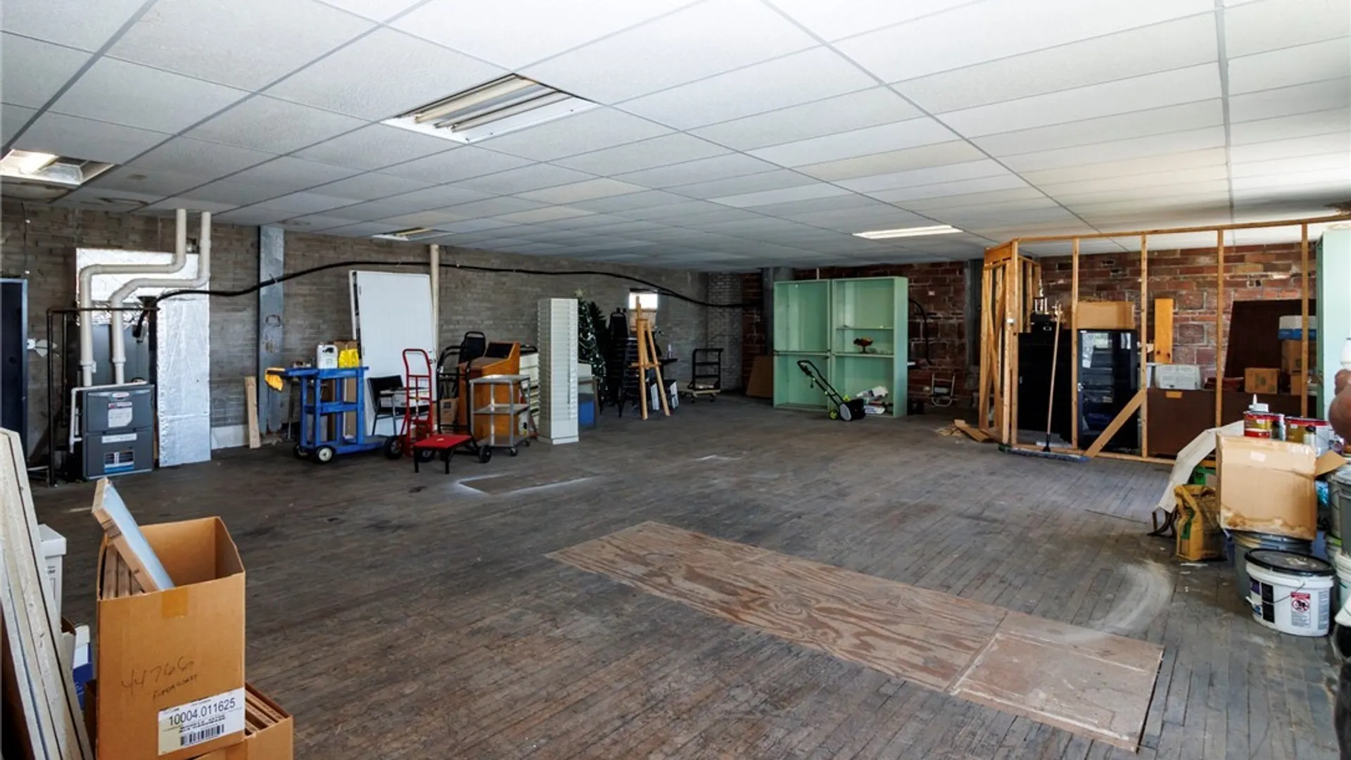 Property at 1131 Broadway, Buffalo, NY 14212 15