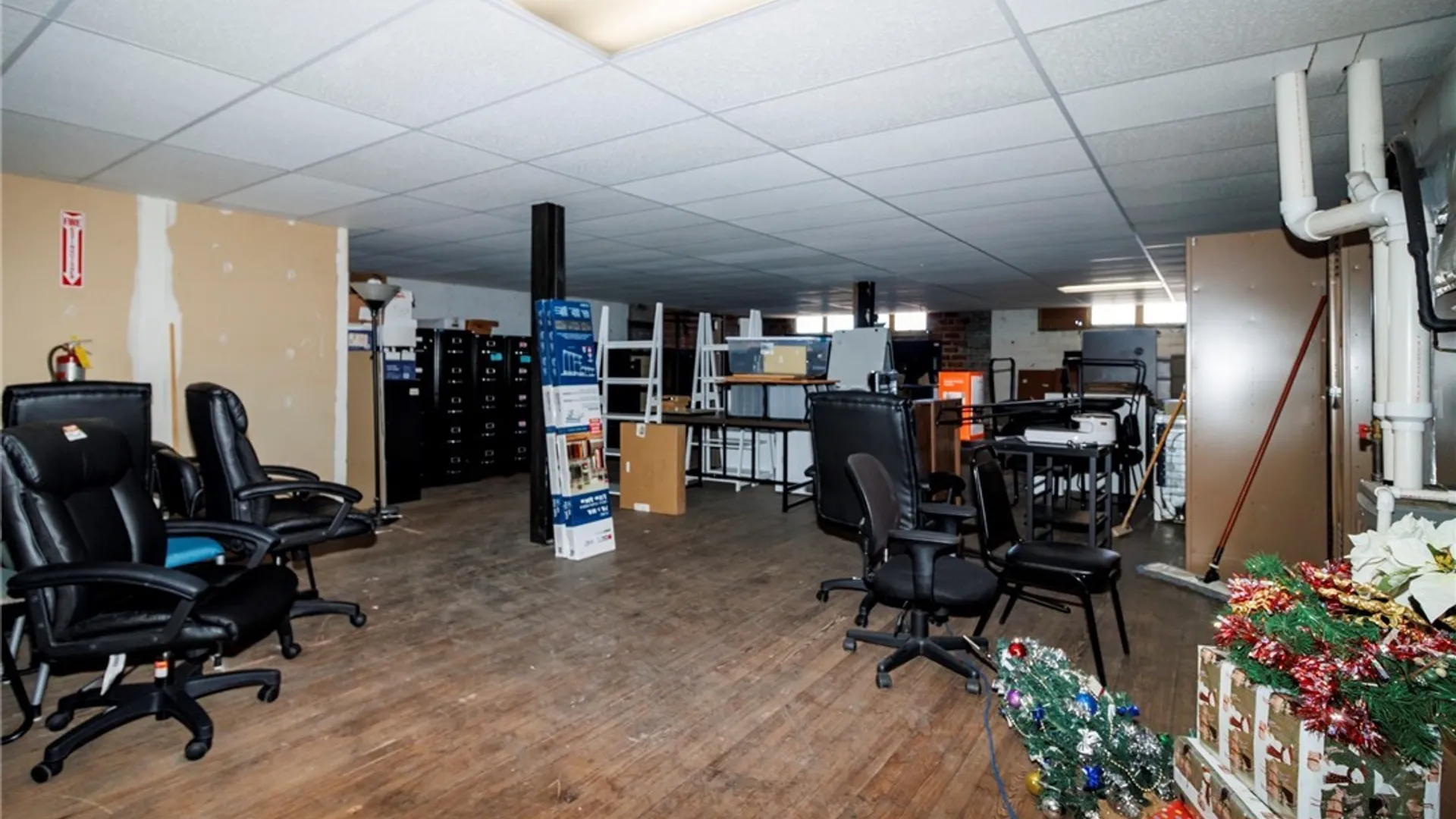 Property at 1131 Broadway, Buffalo, NY 14212 16