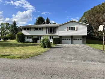Property at 17 Carol Drive, Camillus, NY 13031