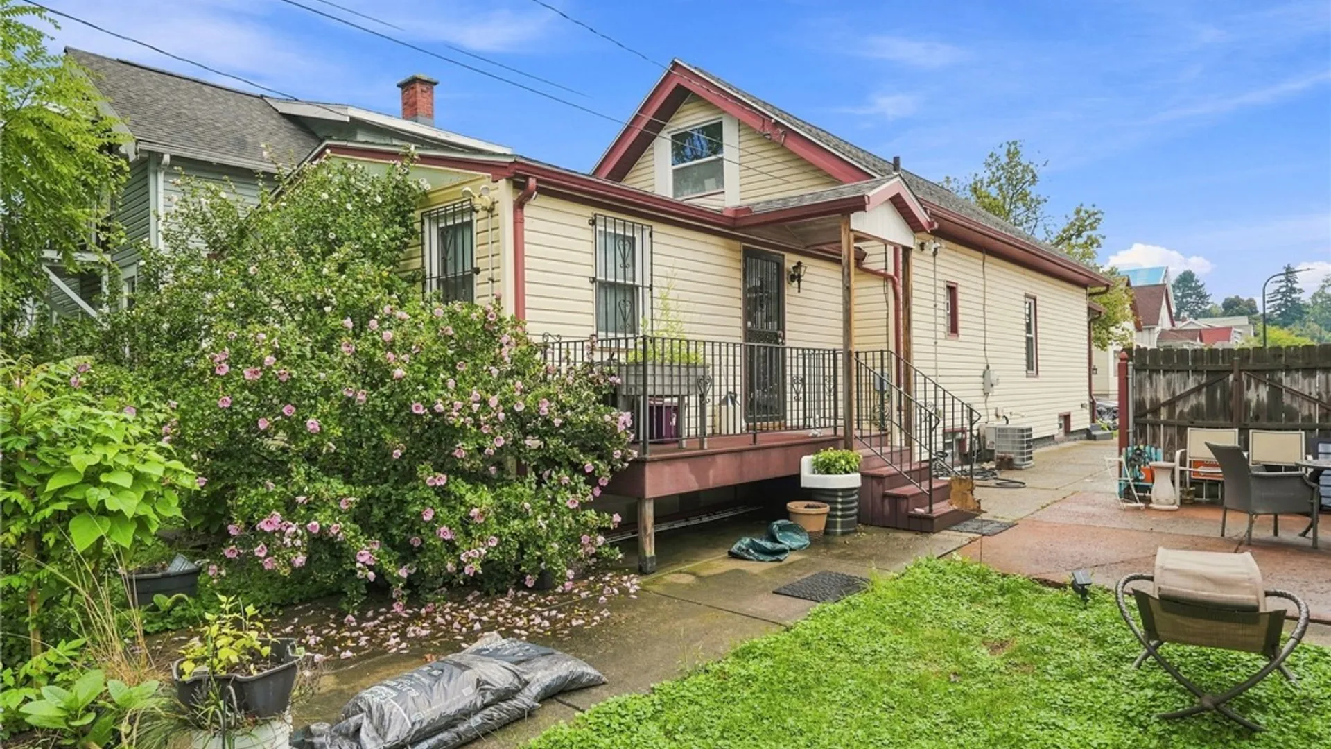 Property at 389 Florida Street, Buffalo, NY 14208 47