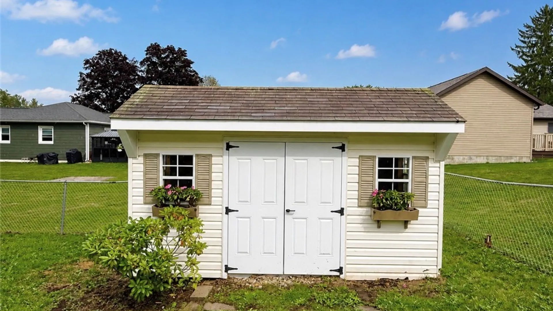 Property at 26 Copley Street, Auburn, NY 13021 14