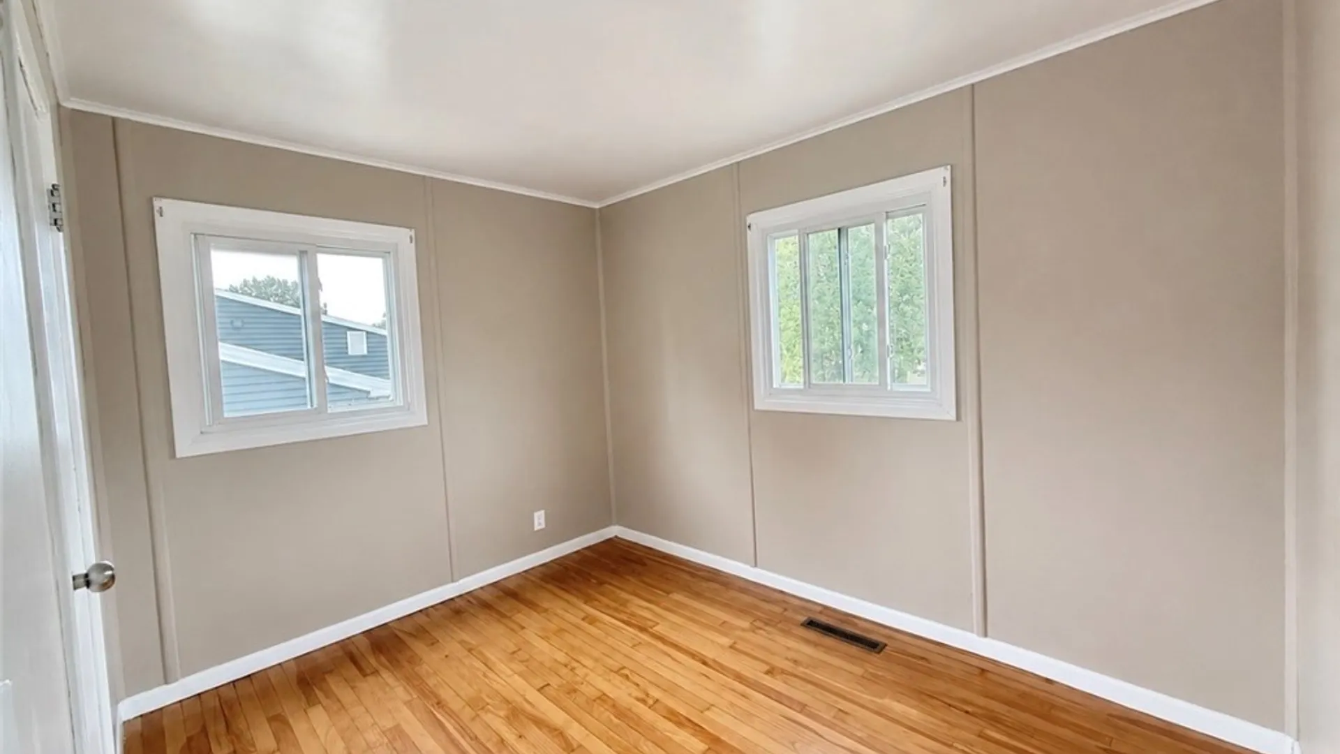 Property at 26 Copley Street, Auburn, NY 13021 22