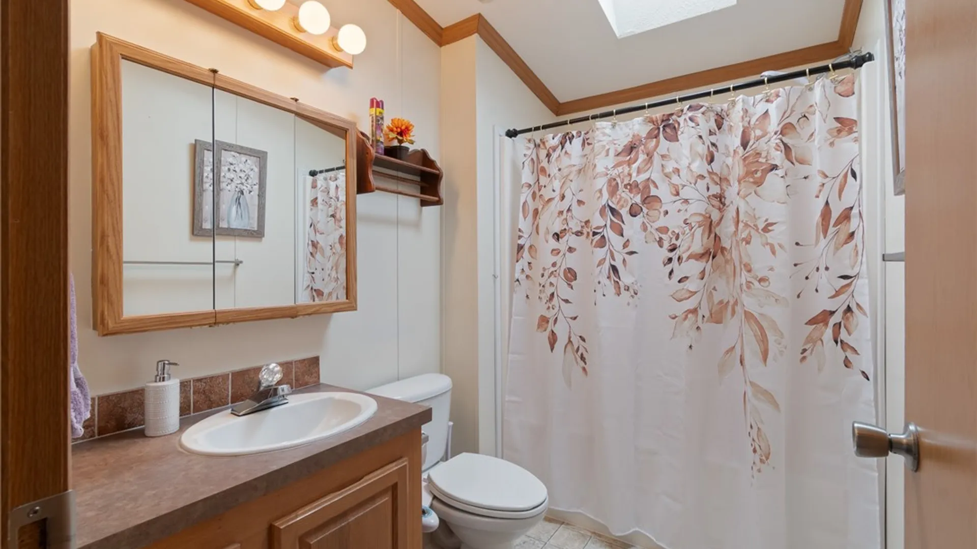 Property at 6295 Lambert, Victor, NY 14564 27