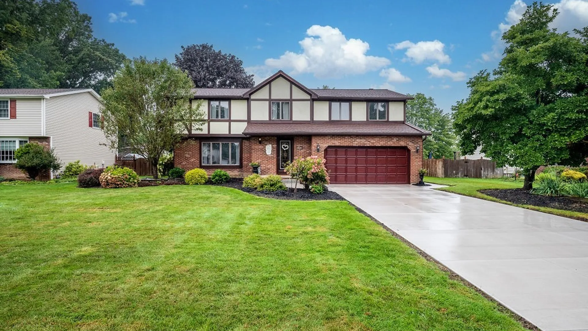 Property at 109 Autumnwood Drive, Grand Island, NY 14072 6