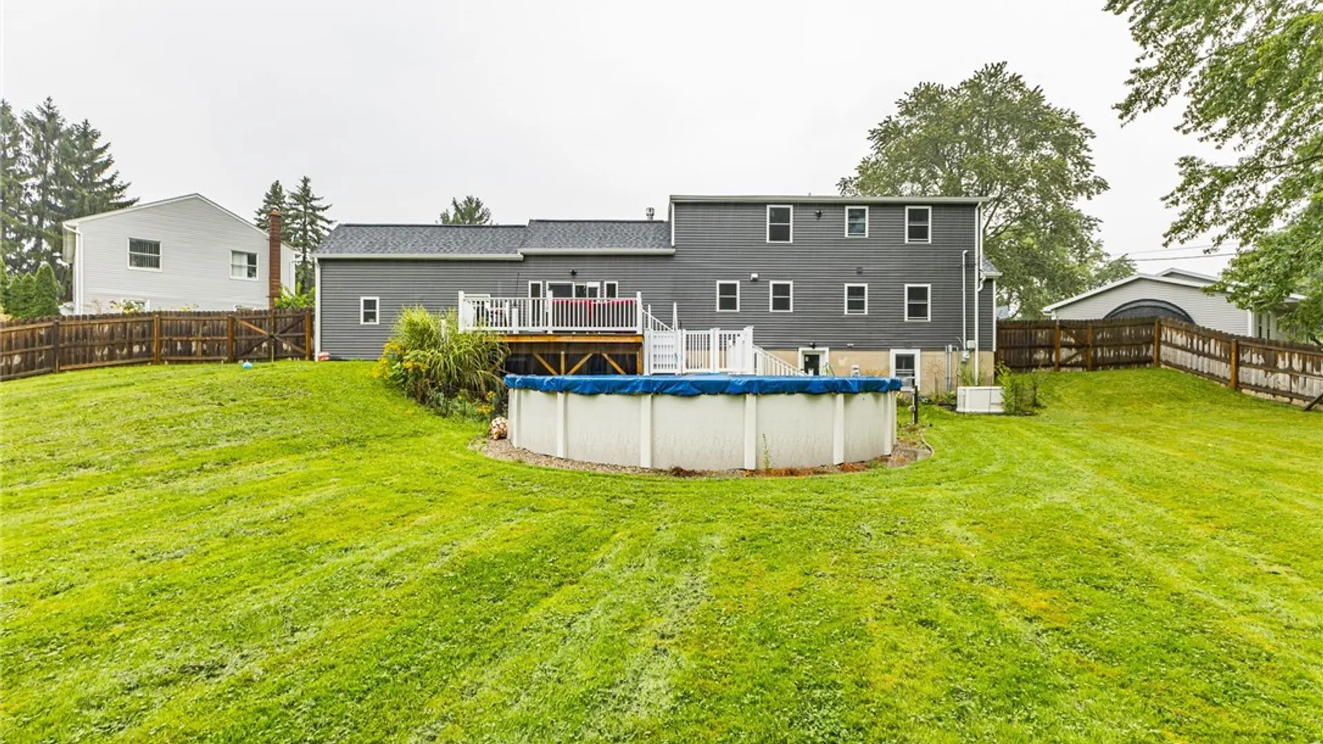 Property at 318 Valiant Drive, Henrietta, NY 14623 38