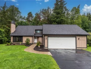 Property at 290 Little Robin Road, Amherst, NY 14228