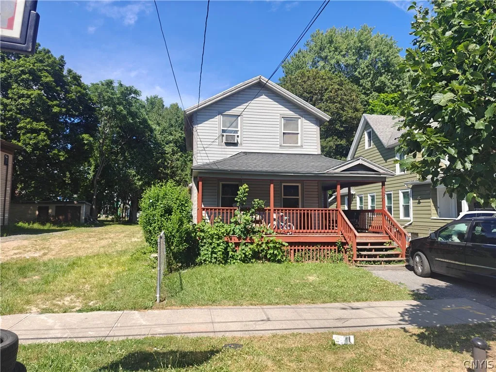Property at 308 Putnam Street, Syracuse, NY 13204