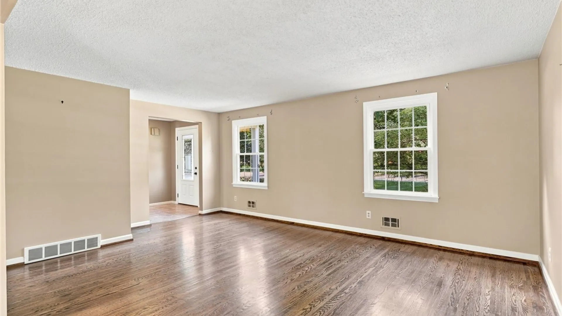 Property at 29 Fairfield Drive, Perinton, NY 14450 8