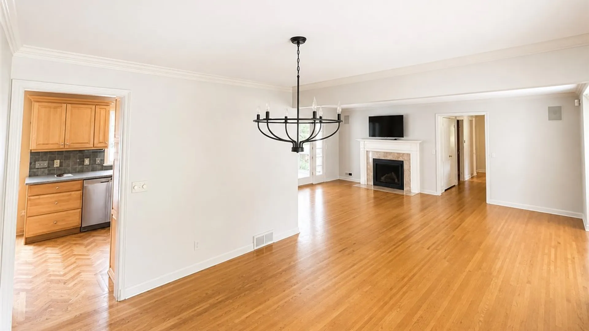 Property at 20 Briar Patch Road, Pittsford, NY 14618 8