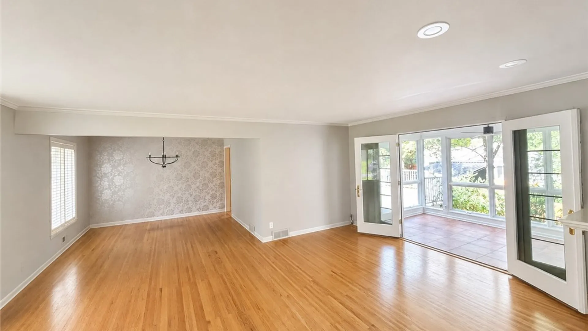 Property at 20 Briar Patch Road, Pittsford, NY 14618 10