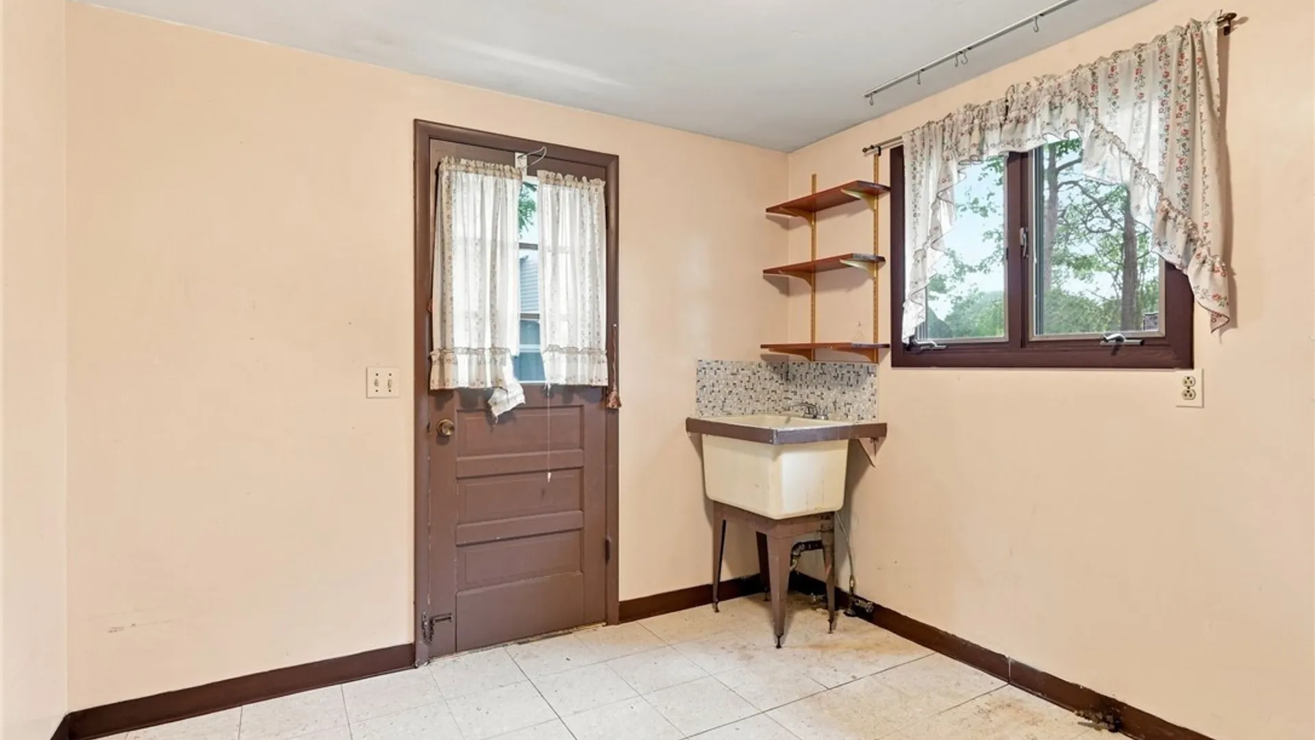 Property at 4620 Boncrest Drive, Clarence, NY 14221 21