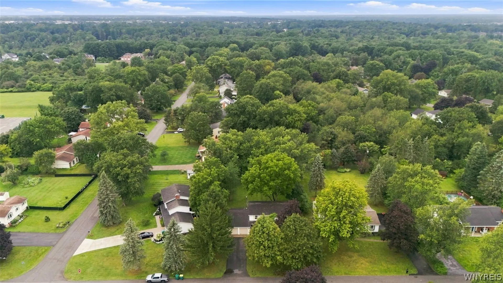 Property at 4620 Boncrest Drive, Clarence, NY 14221 45