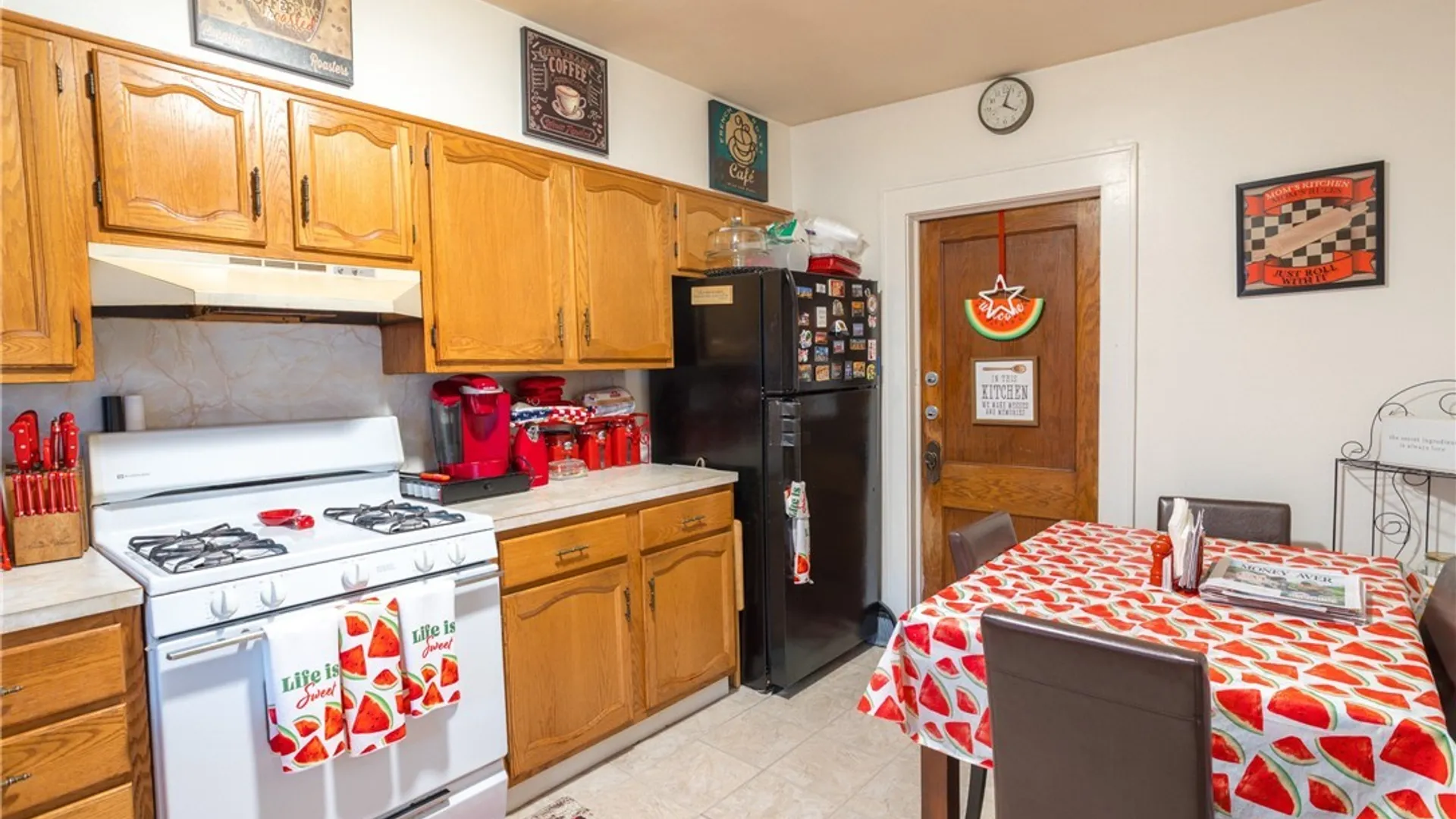 Property at 148 Kenwood Avenue, Syracuse, NY 13208 14